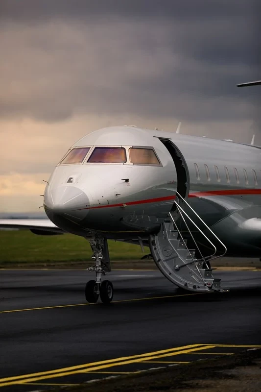The nose of the Global 6000, one of the private jets that can make non-stop flights to Hawaii from the U.S. mainland