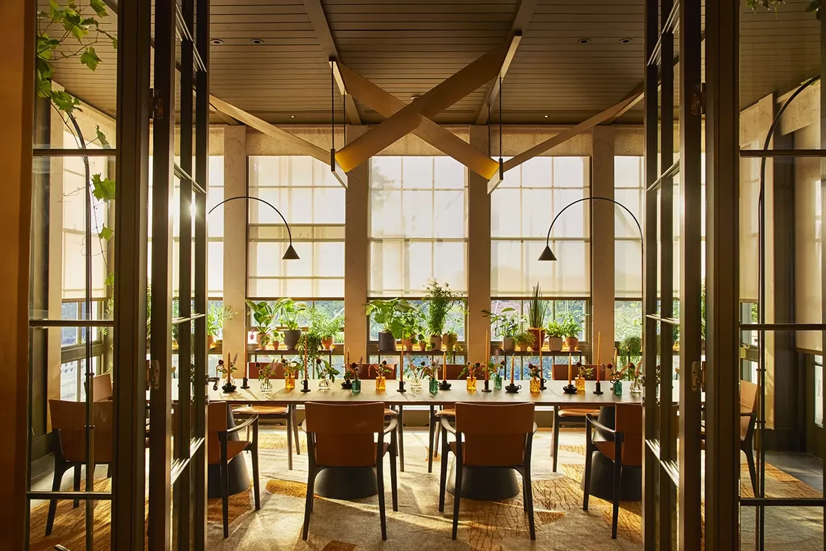 The coworthpark woven by adam smith conservetory