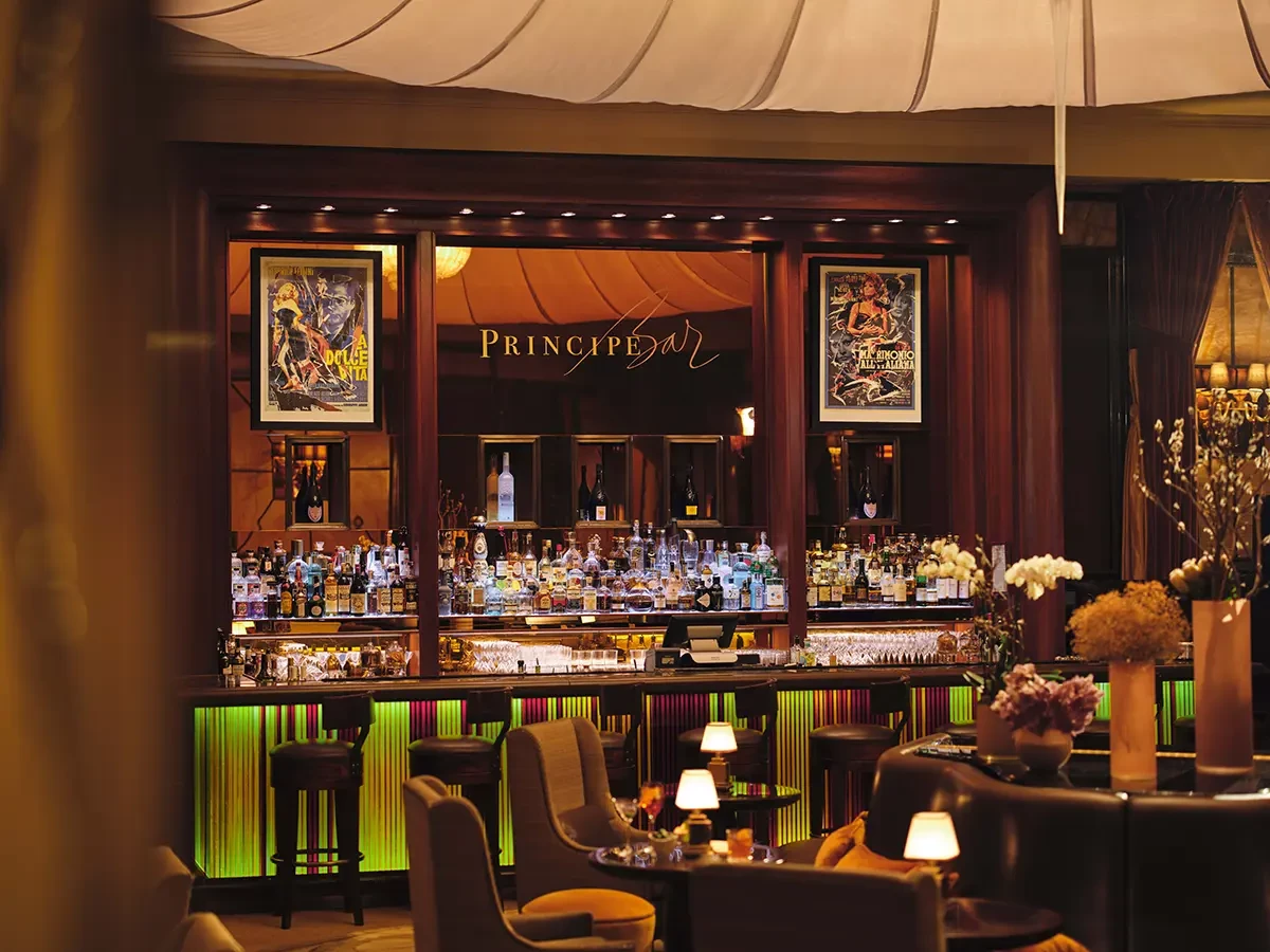 The principe bar at hotel principe di savoia